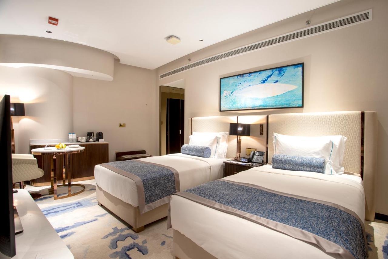 Century Marina Hotel - Lusail Eksteriør billede Deluxe Room