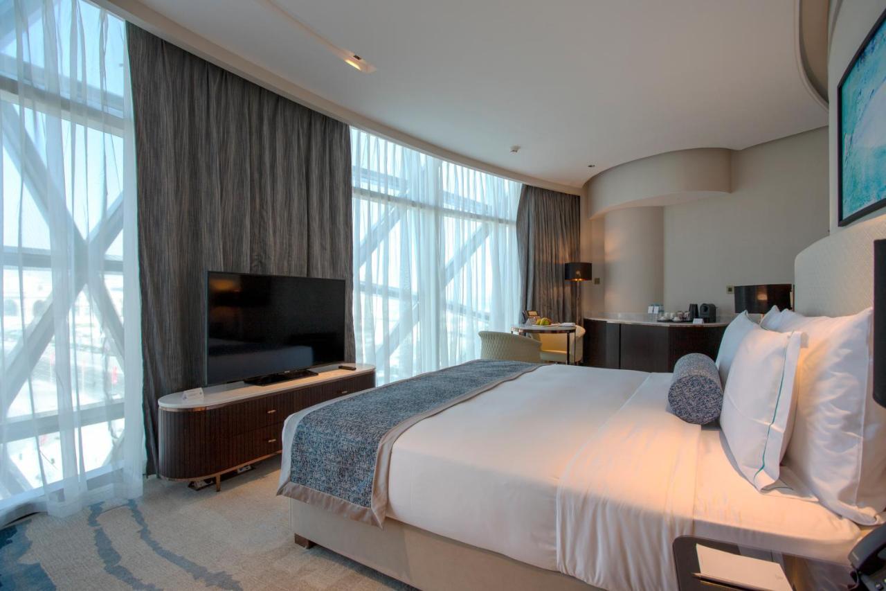Century Marina Hotel - Lusail Eksteriør billede A bedroom at the hotel