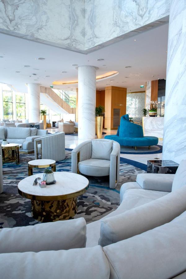 Century Marina Hotel - Lusail Eksteriør billede Lobby