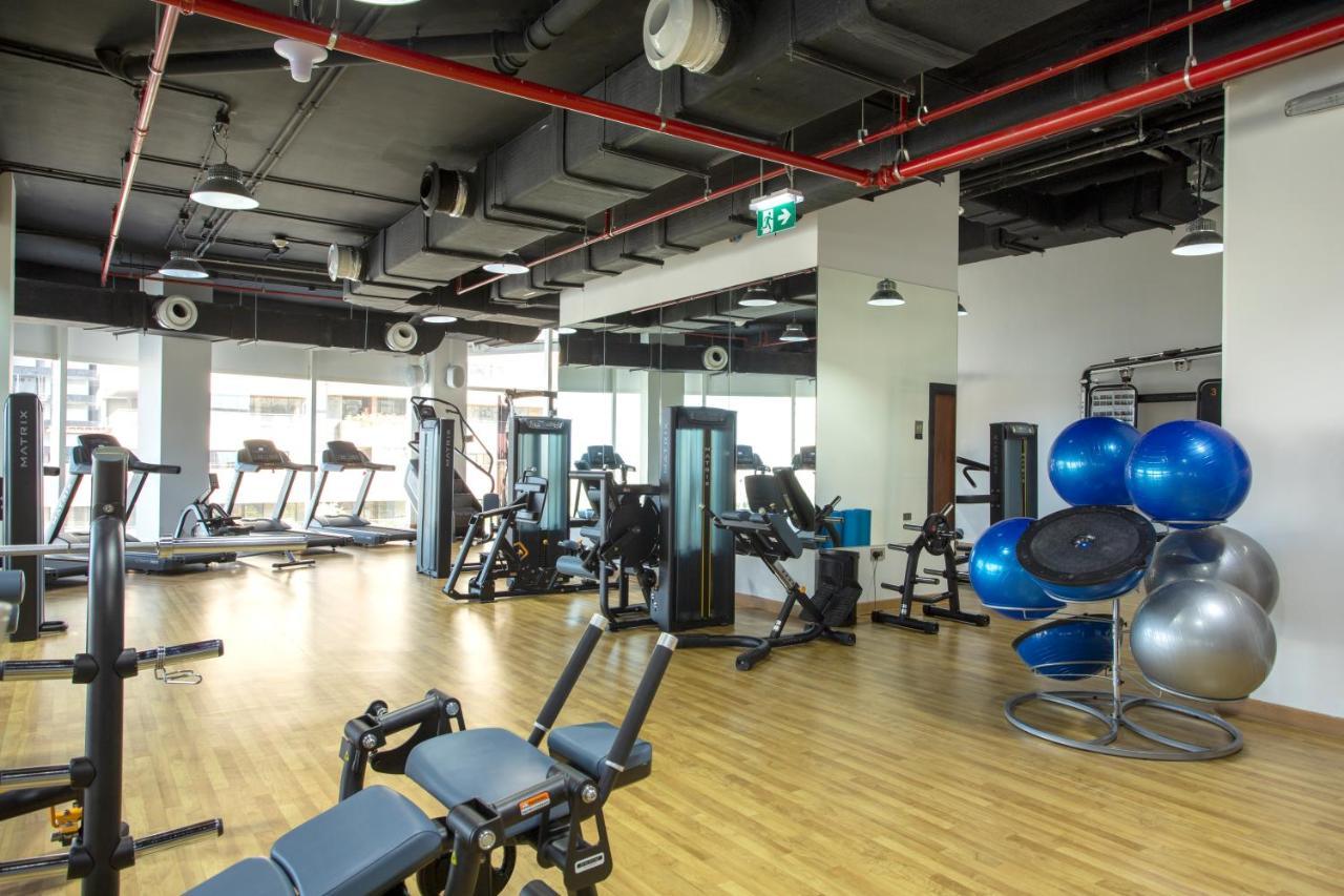 Century Marina Hotel - Lusail Eksteriør billede A gym in Singapore