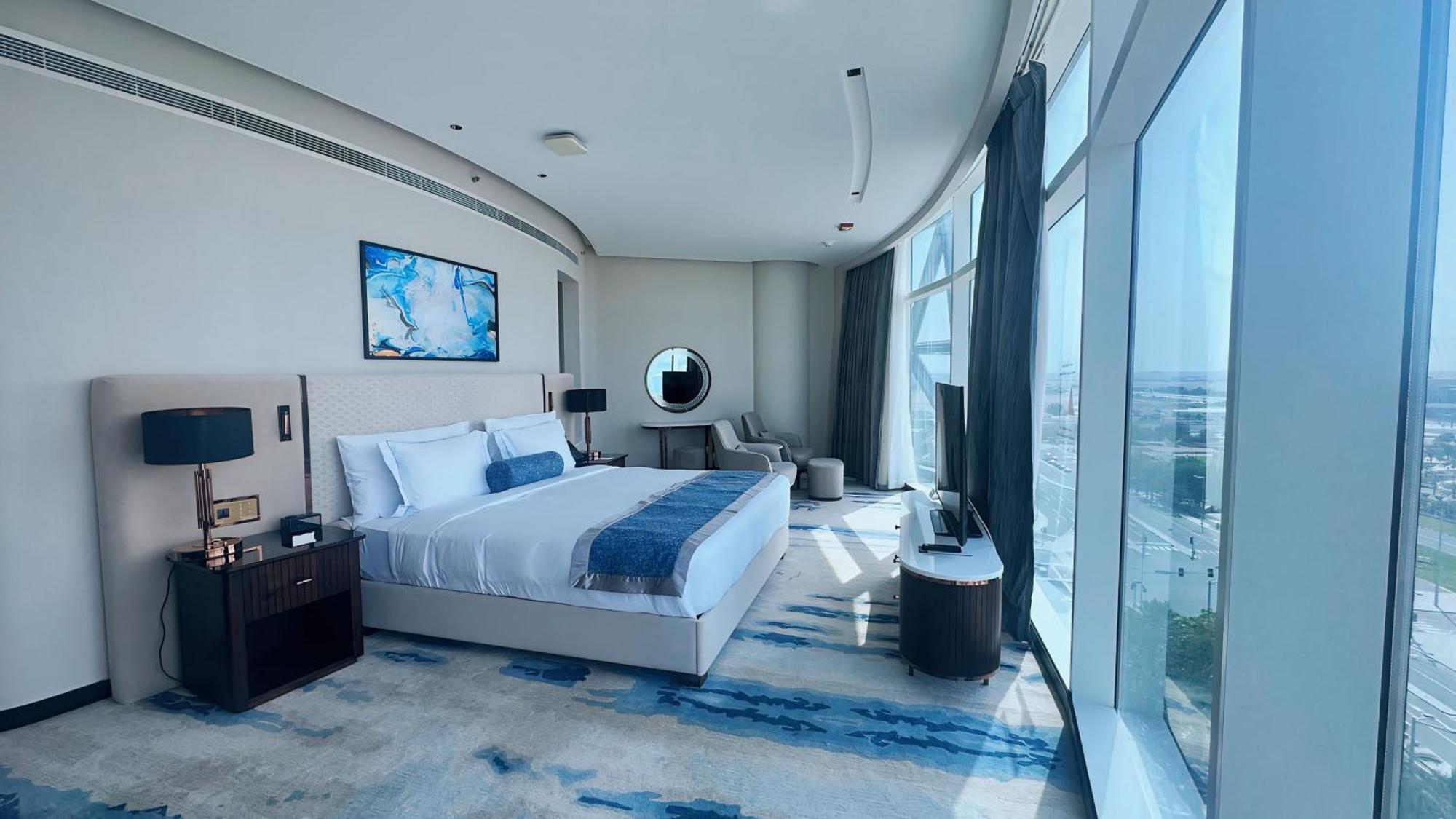 Century Marina Hotel - Lusail Eksteriør billede A bedroom at the hotel